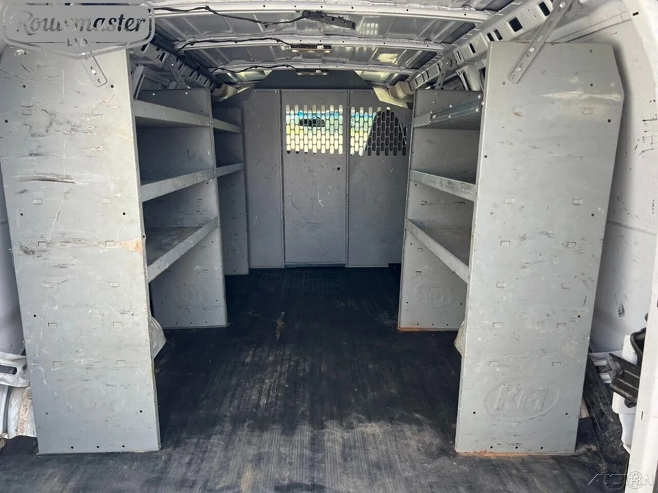 2018 Chevrolet Express - Image 5 of 12