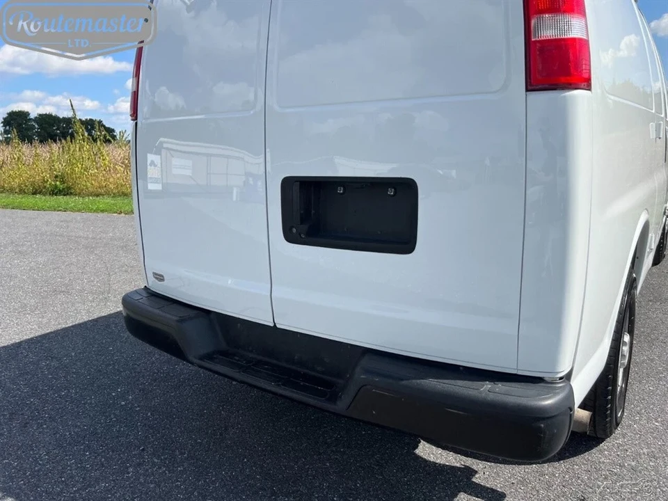 2018 Chevrolet Express - Image 2 of 12