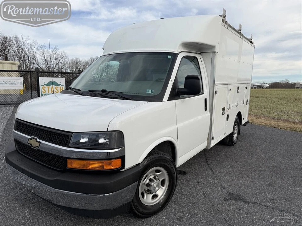 2018 Chevrolet Express - Image 2 of 12