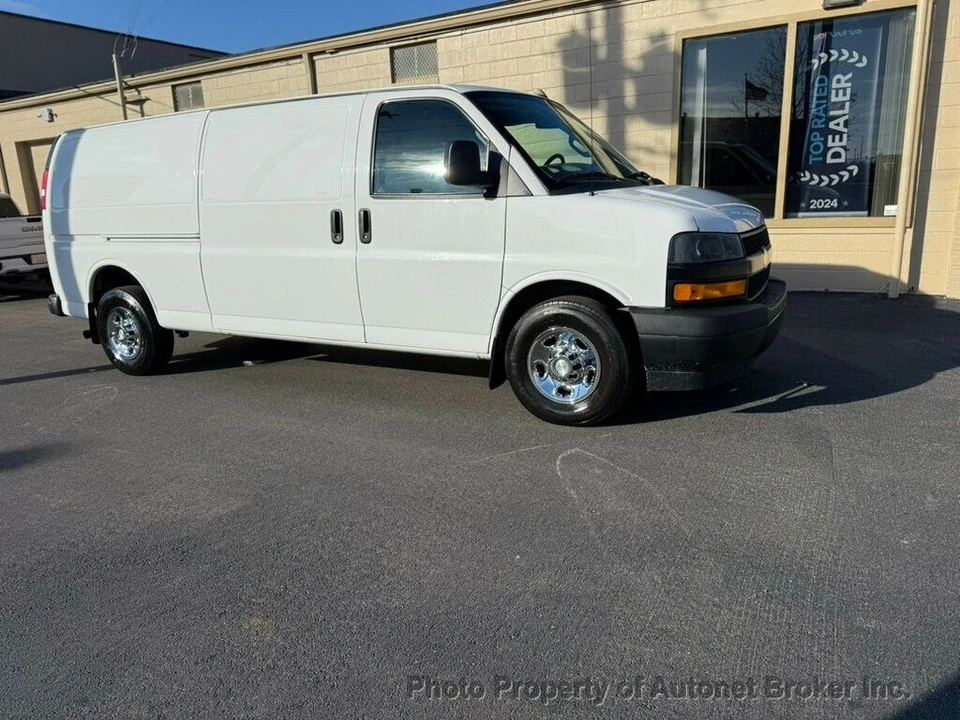 2018 Chevrolet Express - Image 2 of 12