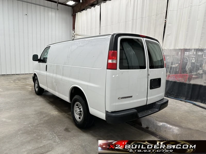 2018 Chevrolet Express - Image 6 of 20
