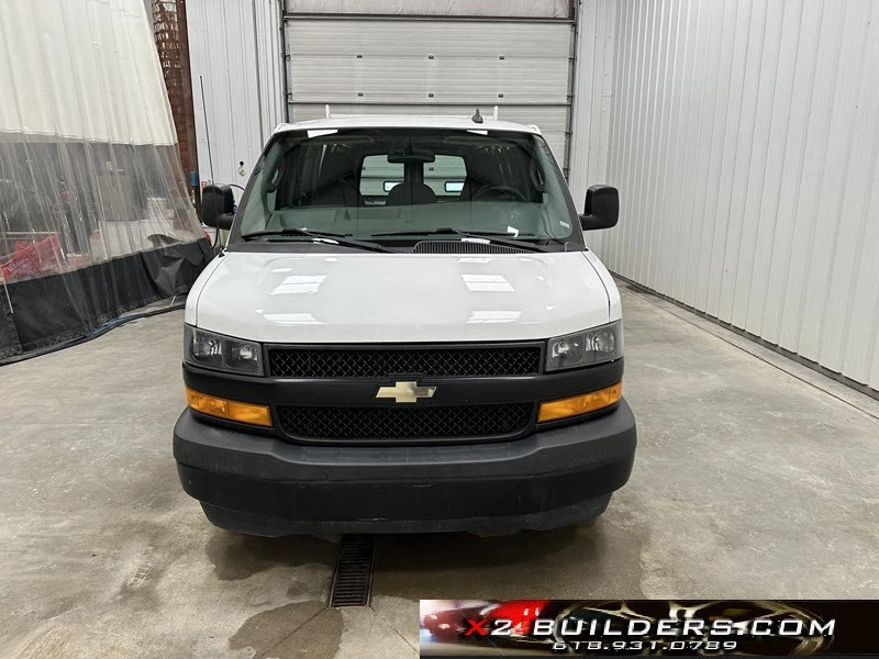 2018 Chevrolet Express - Image 2 of 20
