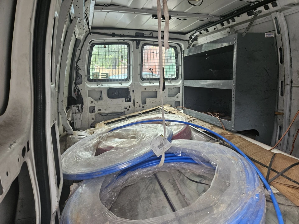 2018 Chevrolet Express - Image 13 of 16