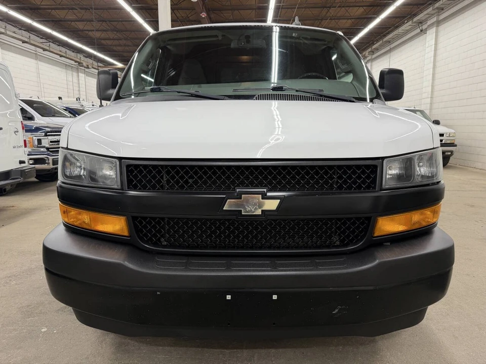 2018 Chevrolet Express - Image 12 of 12