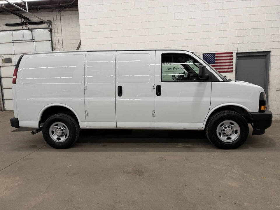 2018 Chevrolet Express - Image 9 of 12