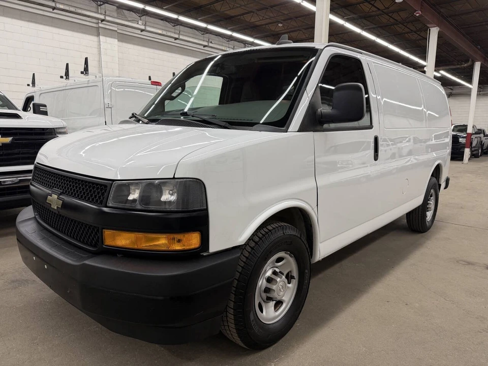 2018 Chevrolet Express - Image 4 of 12