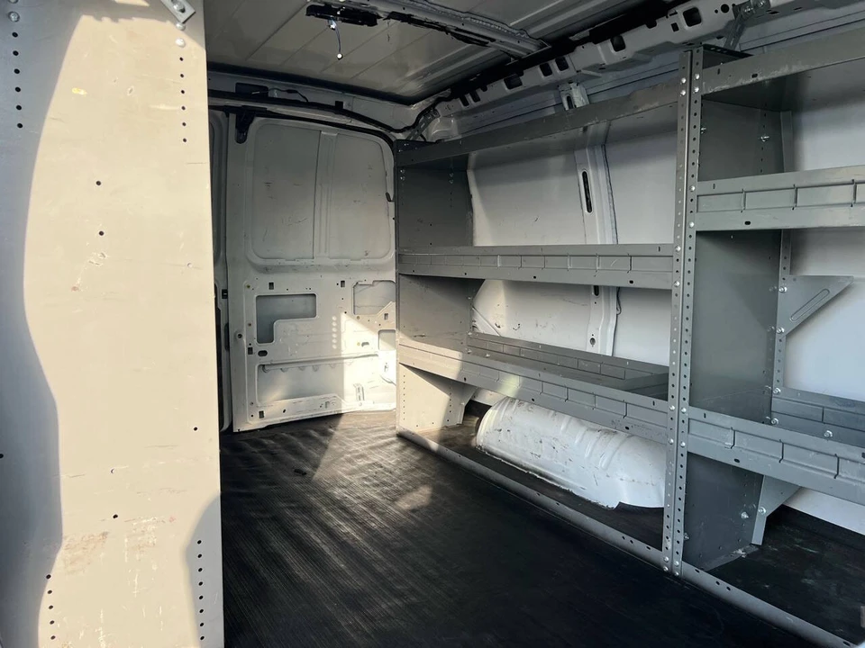 2018 Chevrolet Express - Image 10 of 21