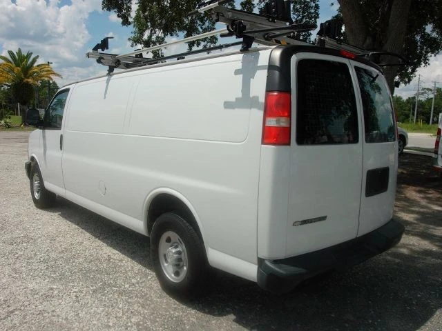2018 Chevrolet Express - Image 7 of 21