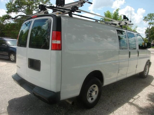 2018 Chevrolet Express - Image 5 of 21
