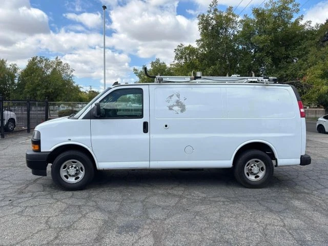 2018 Chevrolet Express - Image 9 of 21