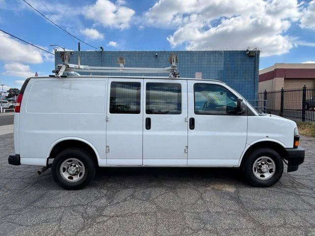 2018 Chevrolet Express - Image 13 of 21