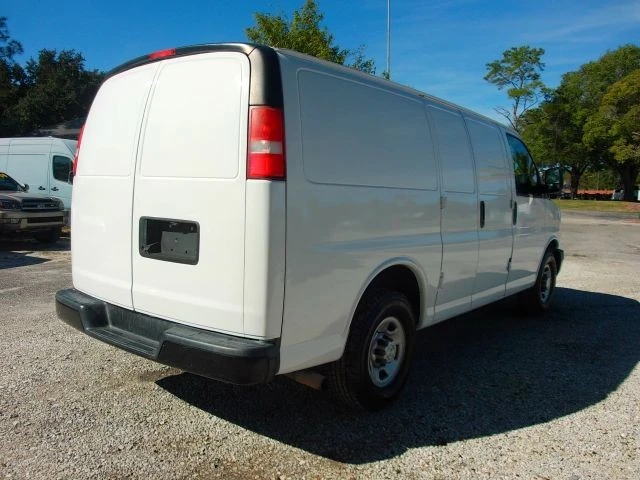 2018 Chevrolet Express - Image 5 of 21