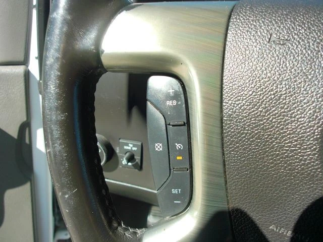 2018 Chevrolet Express - Image 17 of 21
