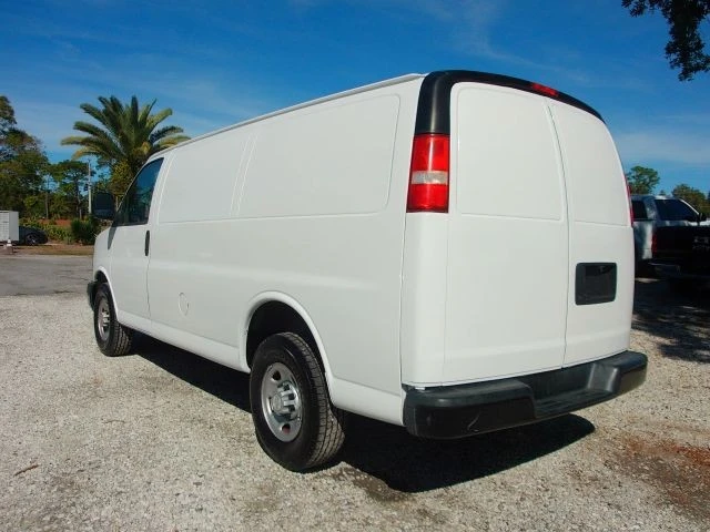 2018 Chevrolet Express - Image 7 of 21