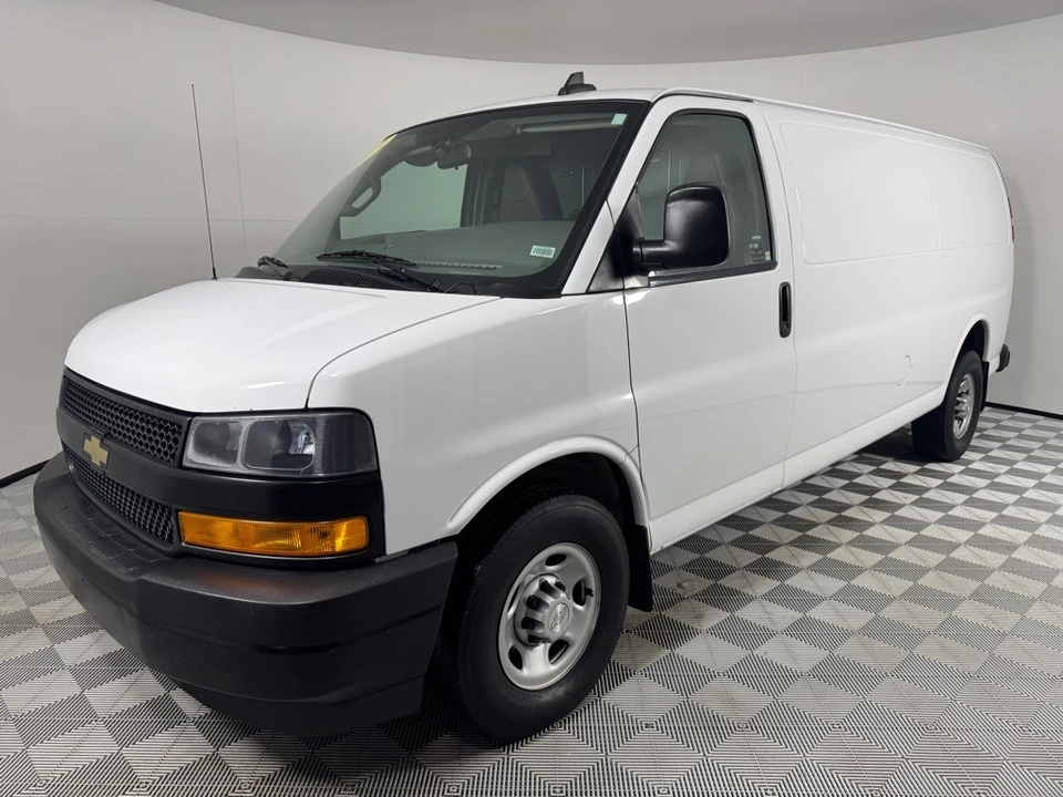 2018 Chevrolet Express - Image 9 of 12