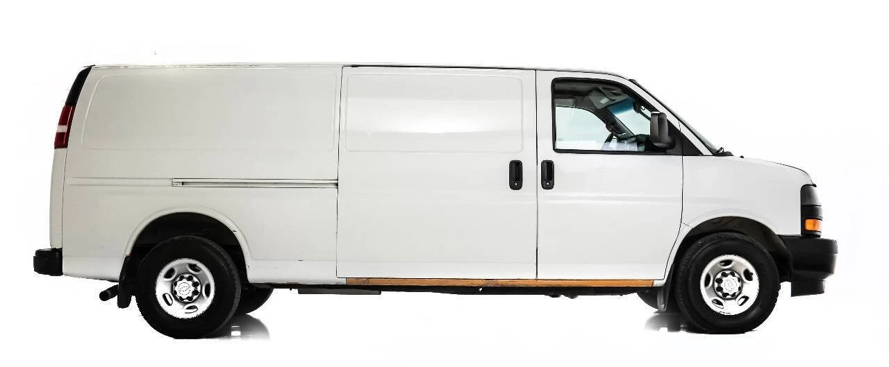 2018 Chevrolet Express - Image 5 of 12