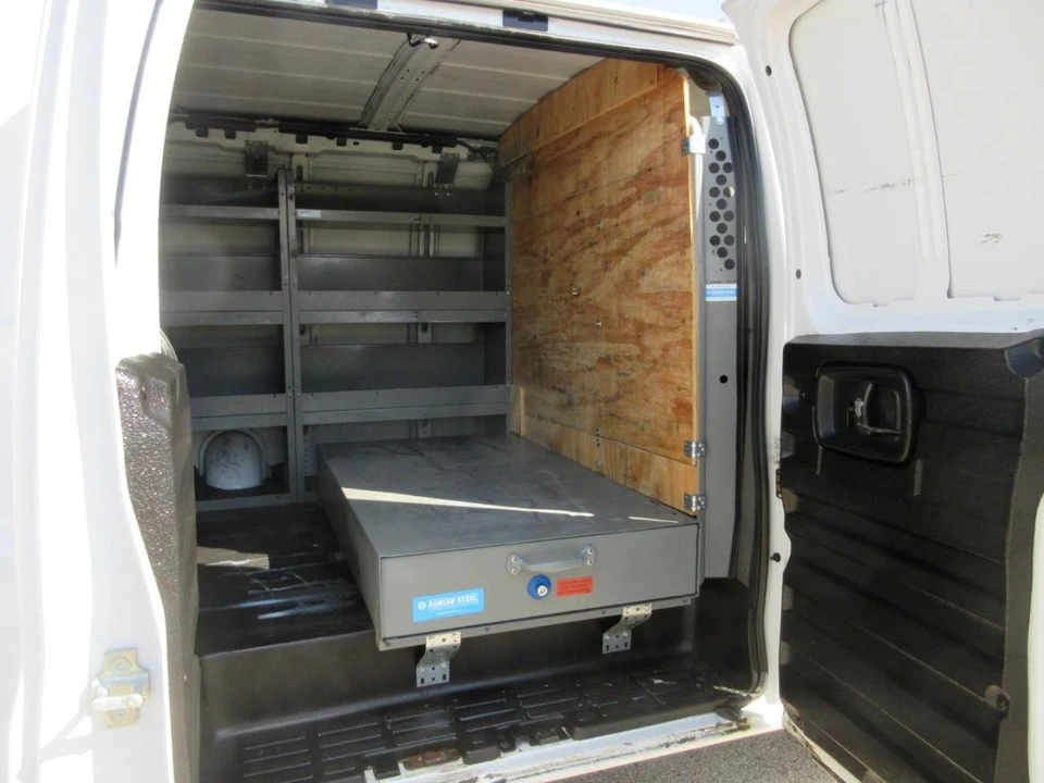 2018 Chevrolet Express - Image 21 of 21