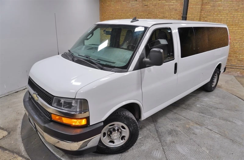 2018 Chevrolet Express - Image 2 of 21