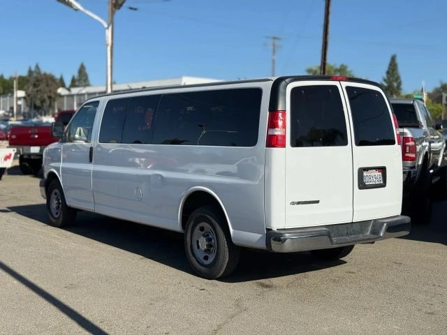 2018 Chevrolet Express - Image 5 of 21