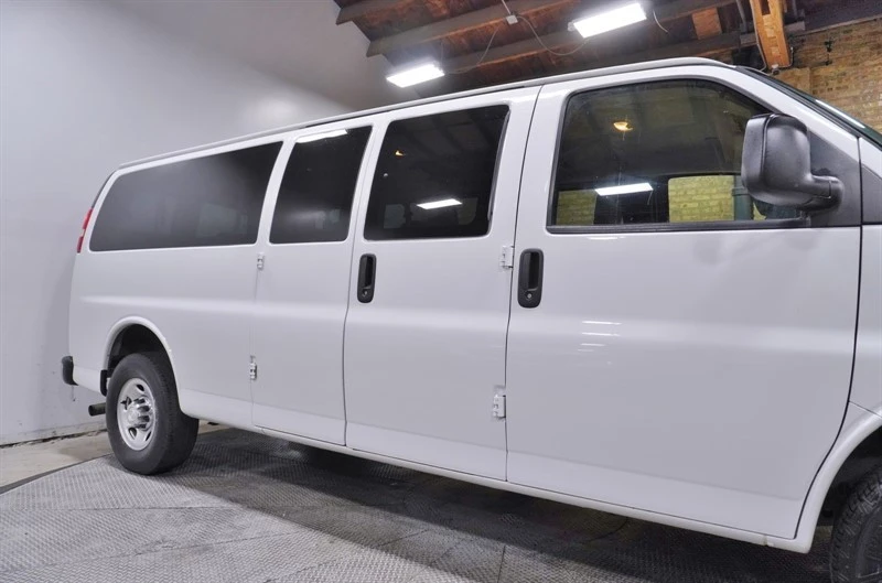 2018 Chevrolet Express - Image 8 of 12