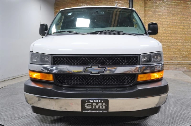 2018 Chevrolet Express - Image 4 of 12