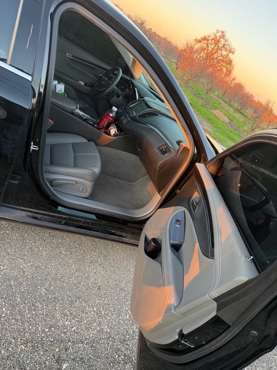 2018 Chevrolet - Image 9 of 13