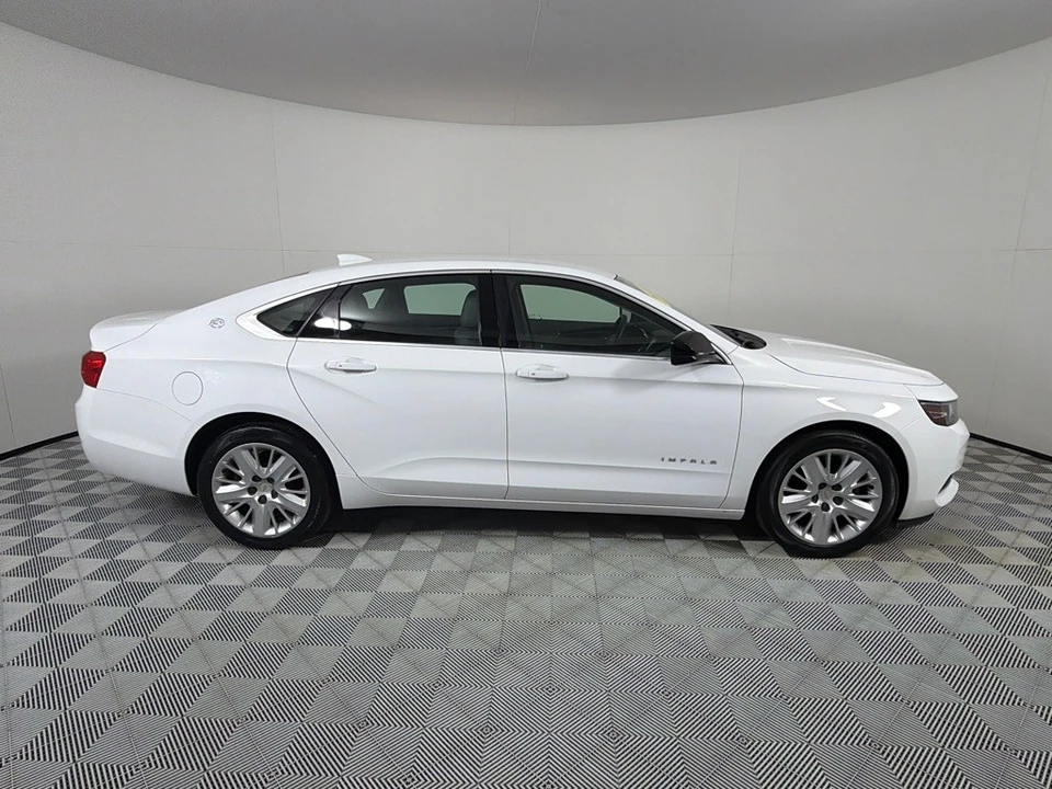 2018 Chevrolet Impala 10th Gen - Image 4 of 26