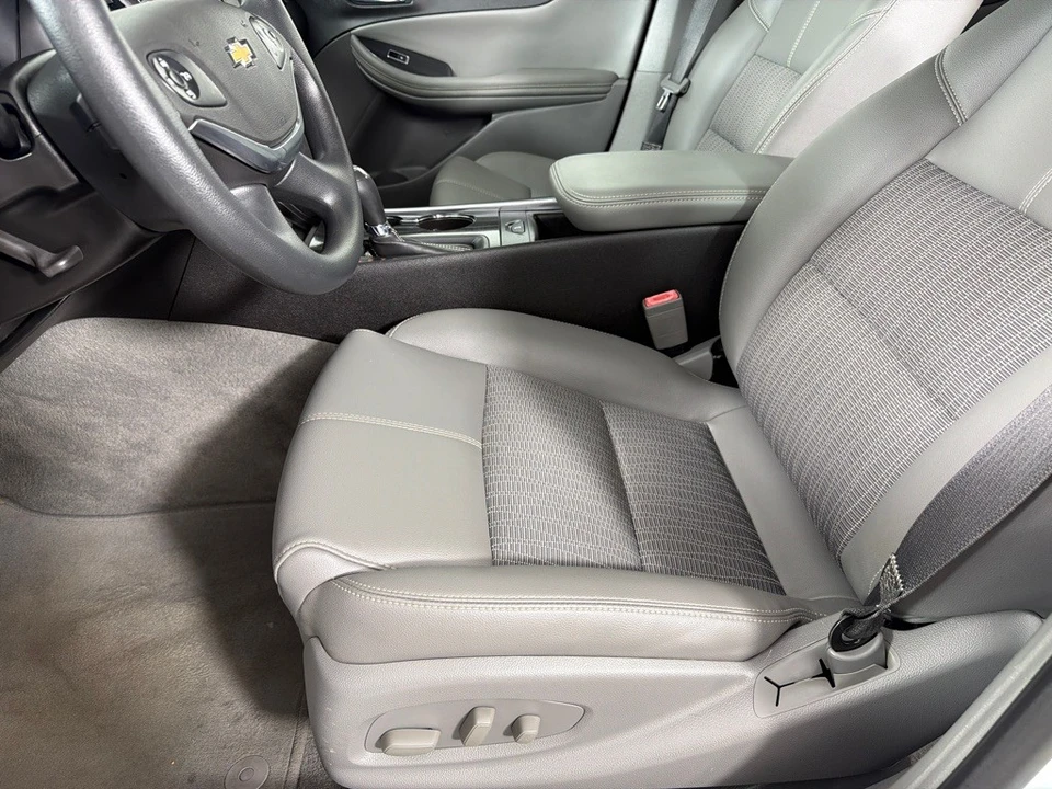 2018 Chevrolet Impala 10th Gen - Image 12 of 26