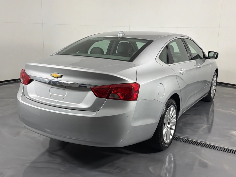2018 Chevrolet Impala 10th Gen - Image 5 of 24