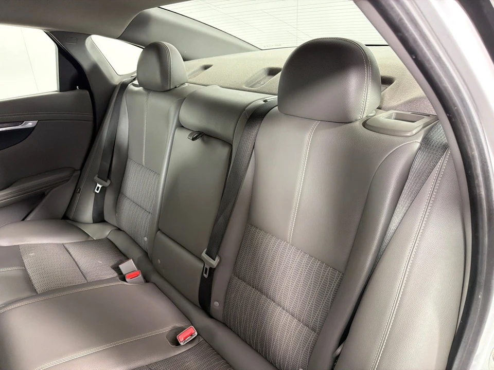 2018 Chevrolet Impala 10th Gen - Image 18 of 24
