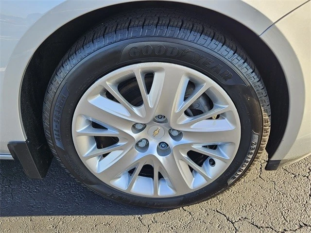 2018 Chevrolet Impala 10th Gen - Image 16 of 21
