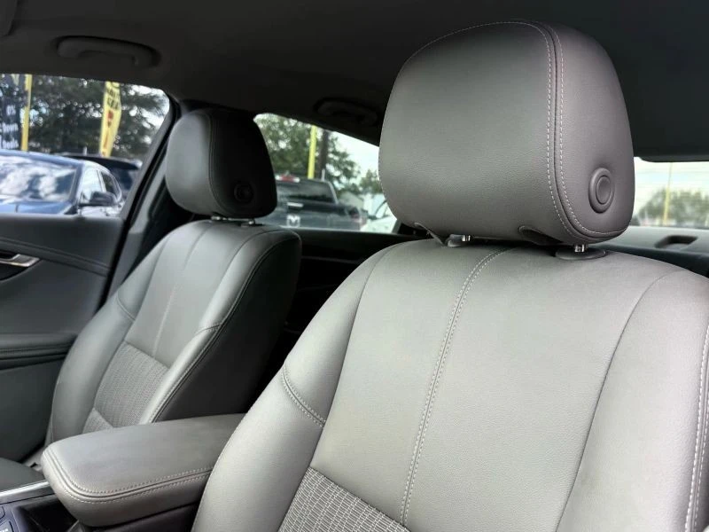2018 Chevrolet Impala 10th Gen - Image 10 of 12