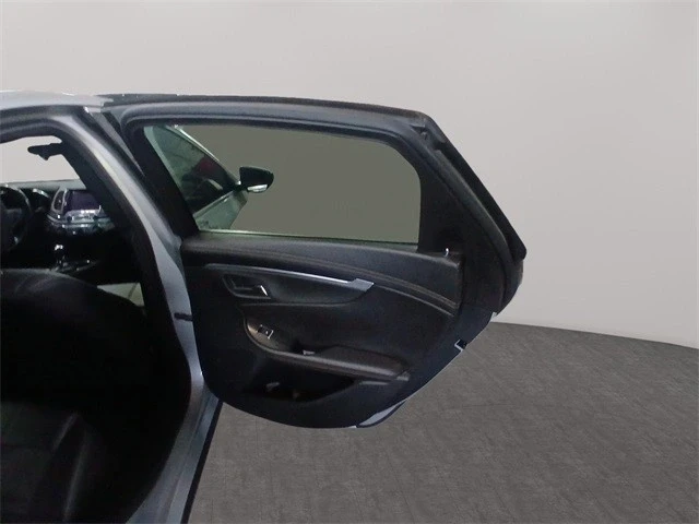 2018 Chevrolet Impala 10th Gen - Image 18 of 21