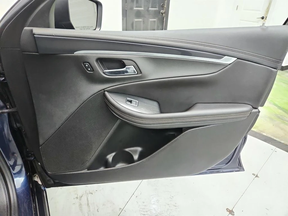 2018 Chevrolet Impala 10th Gen - Image 26 of 31