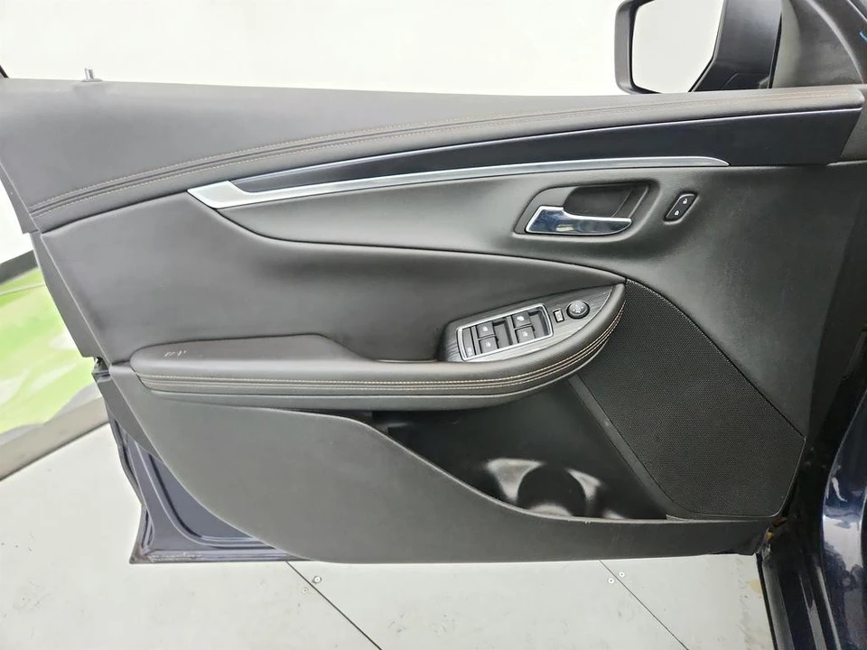 2018 Chevrolet Impala 10th Gen - Image 21 of 31