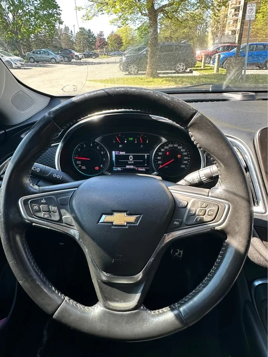 2018 Chevrolet Malibu - Image 10 of 17
