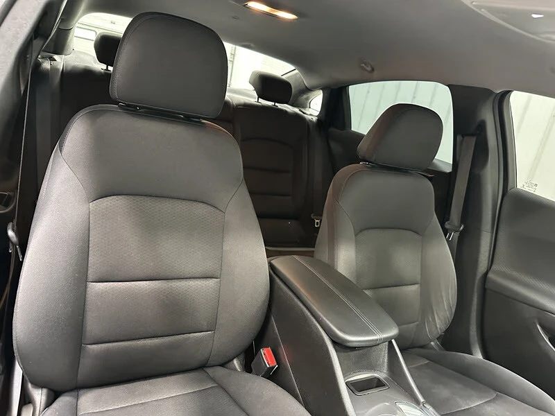 2018 Chevrolet Malibu - Image 18 of 21