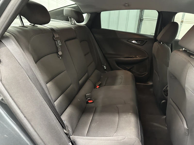 2018 Chevrolet Malibu - Image 16 of 21