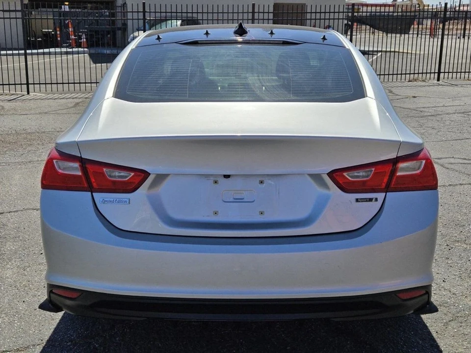2018 Chevrolet Malibu - Image 3 of 19