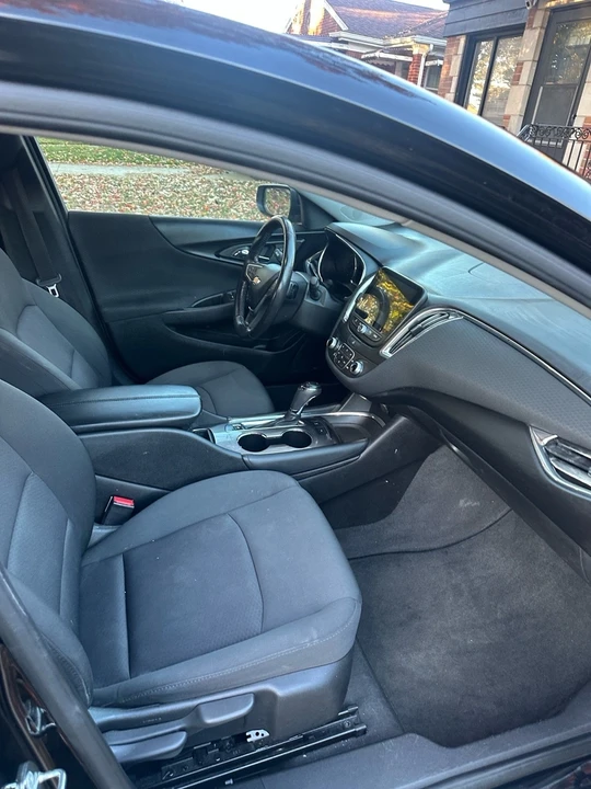 2018 Chevrolet Malibu - Image 10 of 14