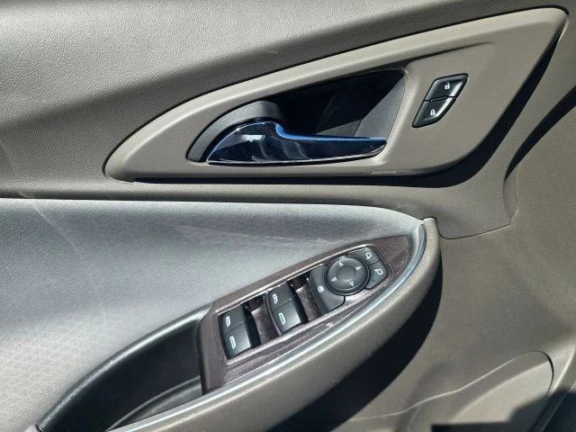 2018 Chevrolet Malibu - Image 17 of 21
