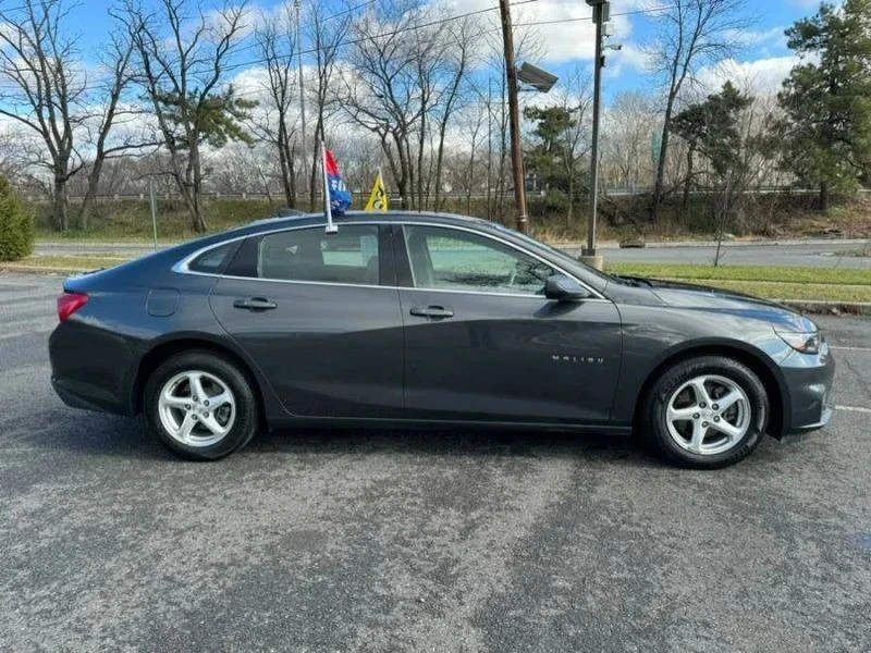 2018 Chevrolet Malibu - Image 3 of 12