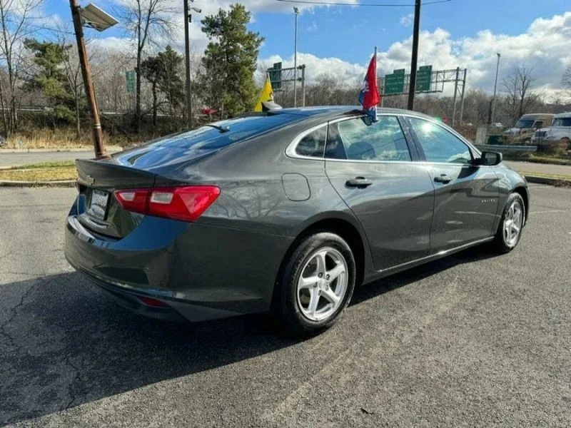 2018 Chevrolet Malibu - Image 5 of 12