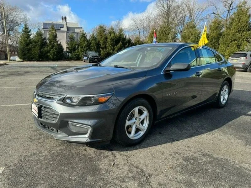 2018 Chevrolet Malibu - Image 9 of 12