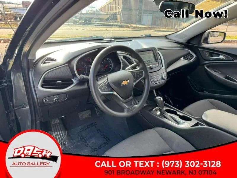 2018 Chevrolet Malibu - Image 11 of 12