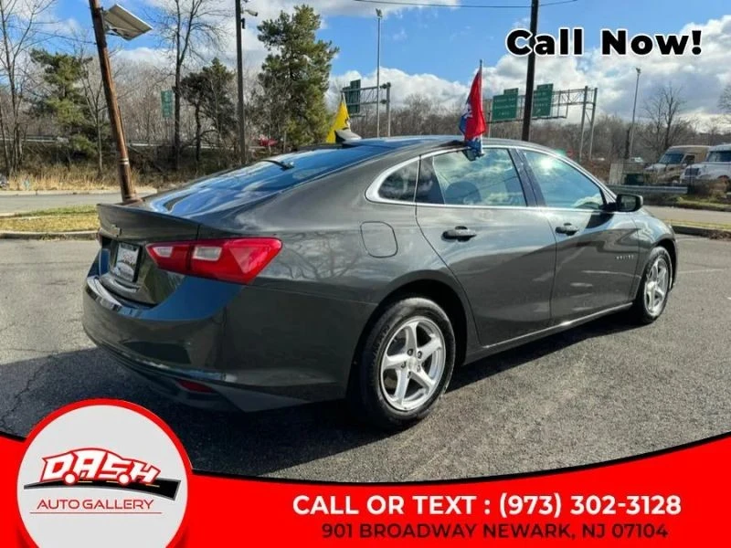 2018 Chevrolet Malibu - Image 5 of 12