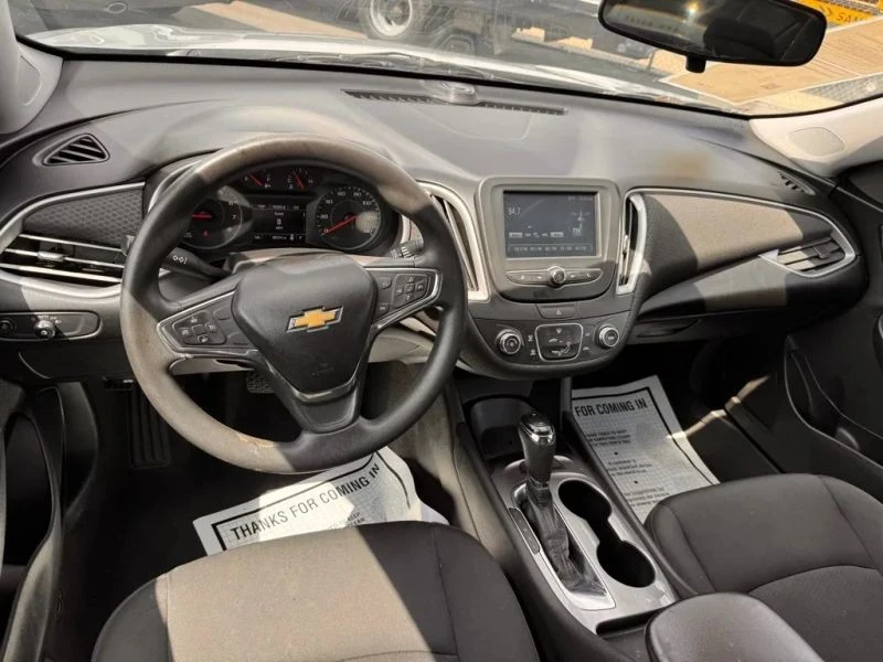 2018 Chevrolet Malibu - Image 9 of 12