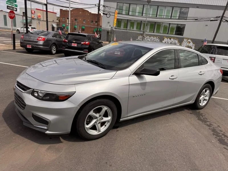 2018 Chevrolet Malibu - Image 3 of 12