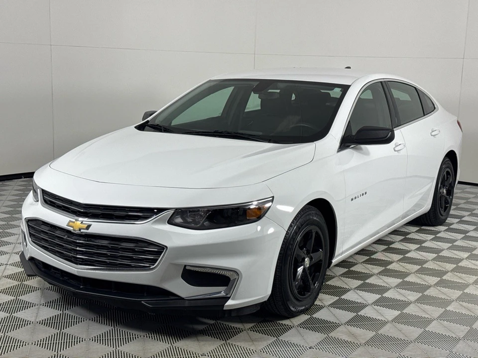2018 Chevrolet Malibu - Image 9 of 12