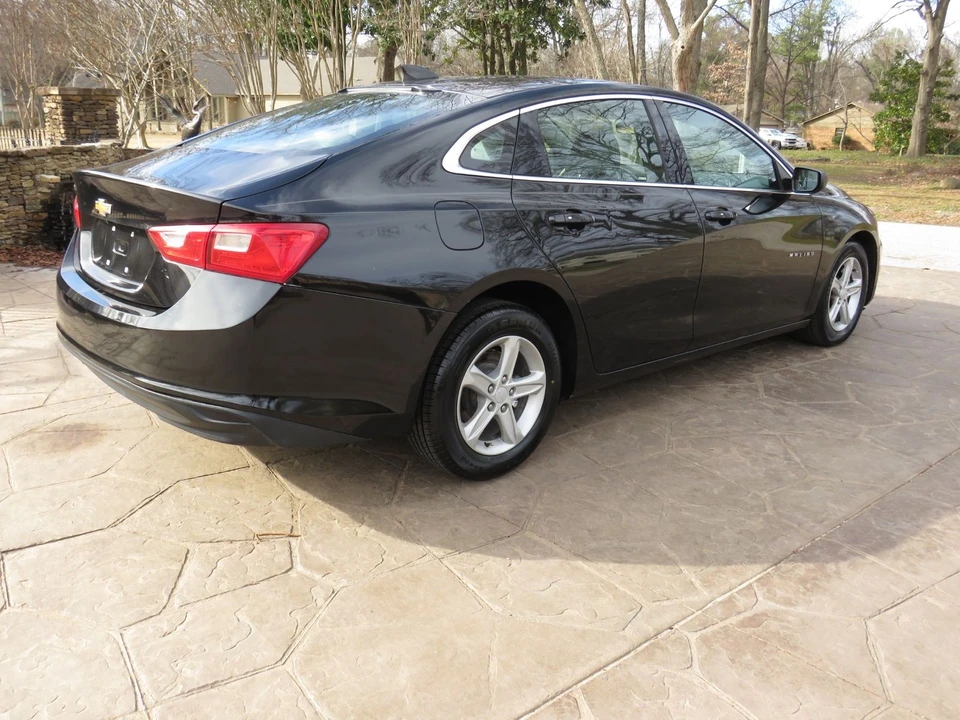 2018 Chevrolet Malibu - Image 7 of 12